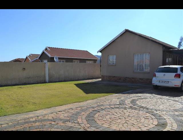 2 BEDROOM PROPERTY TO RENT IN ALVEDA